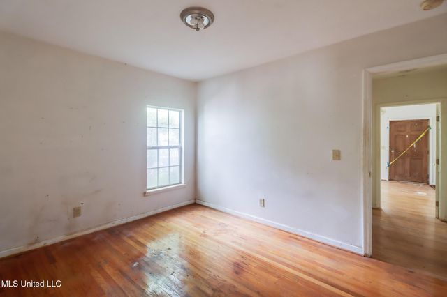622 2nd Street, Gulfport, MS 39501