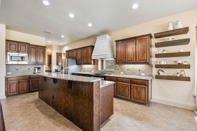 1206 Wedgewood Drive, Forney, TX 75126