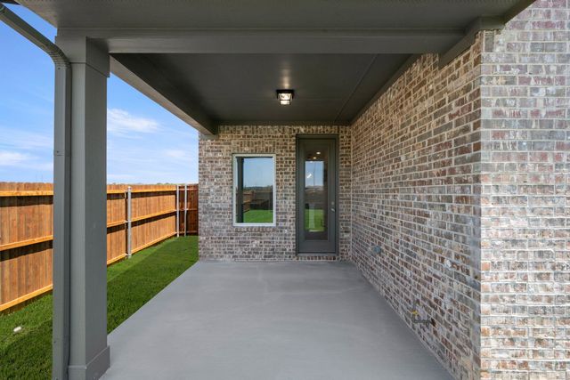 17225 Oxborough Drive, Fort Worth, TX 76247