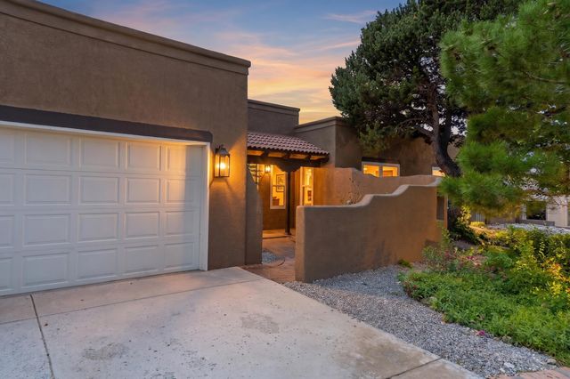 13012 Calle De Sandias NE, Albuquerque, NM 87111