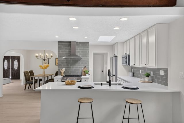 13012 Calle De Sandias NE, Albuquerque, NM 87111