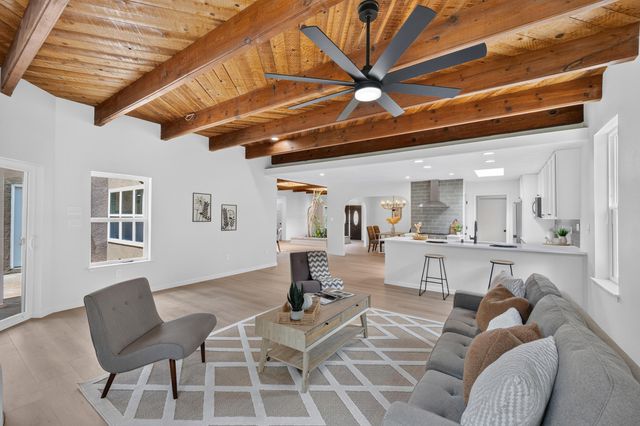 13012 Calle De Sandias NE, Albuquerque, NM 87111