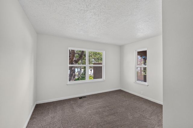 13012 Calle De Sandias NE, Albuquerque, NM 87111