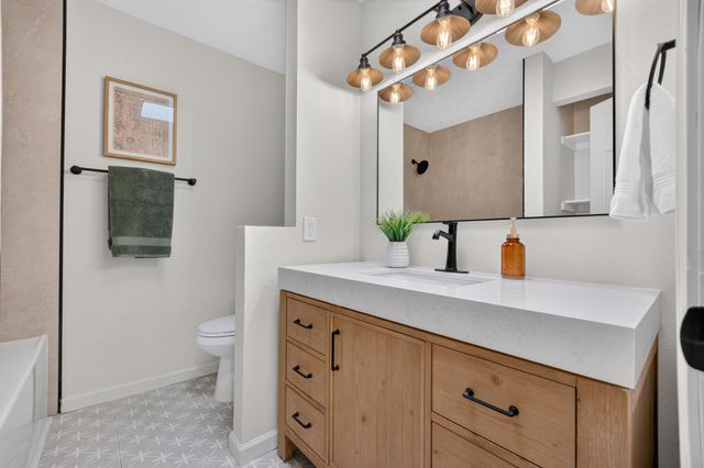 13012 Calle De Sandias NE, Albuquerque, NM 87111