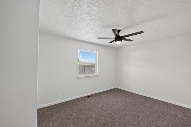 13012 Calle De Sandias NE, Albuquerque, NM 87111