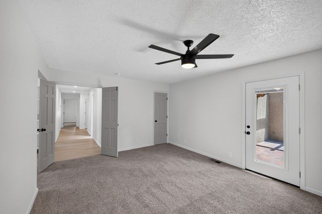 13012 Calle De Sandias NE, Albuquerque, NM 87111