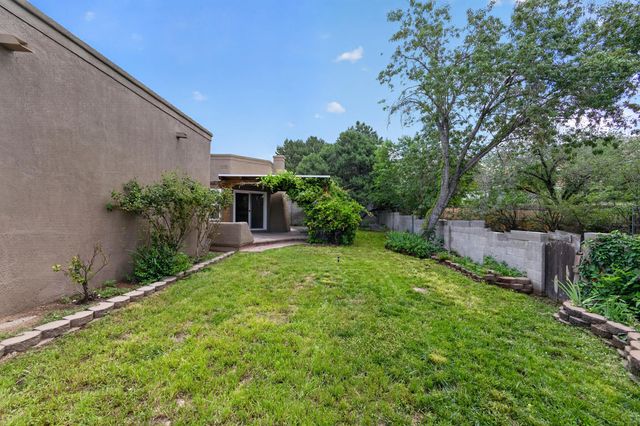 13012 Calle De Sandias NE, Albuquerque, NM 87111