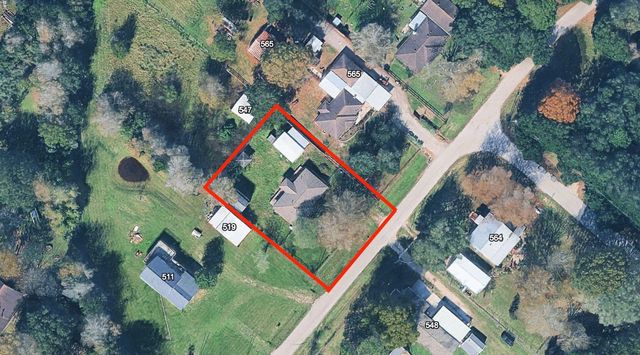 547 County Road 949e, Alvin, TX 77511