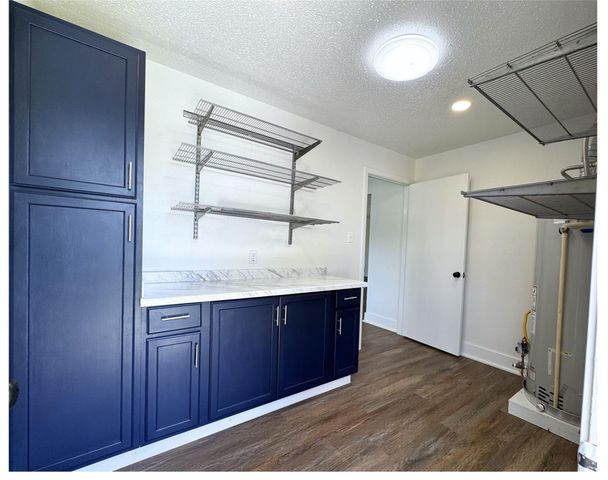 547 County Road 949e, Alvin, TX 77511