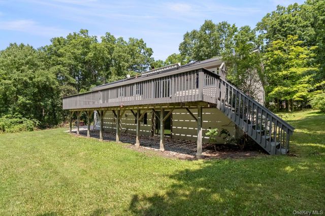 35 Penaluna Road, Monroe, NY 10950