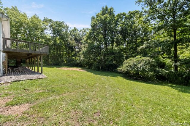 35 Penaluna Road, Monroe, NY 10950