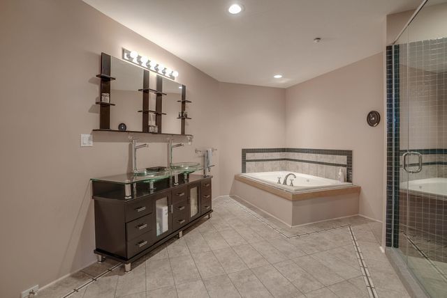 94 Foxberry Drive, New Boston, NH 03070