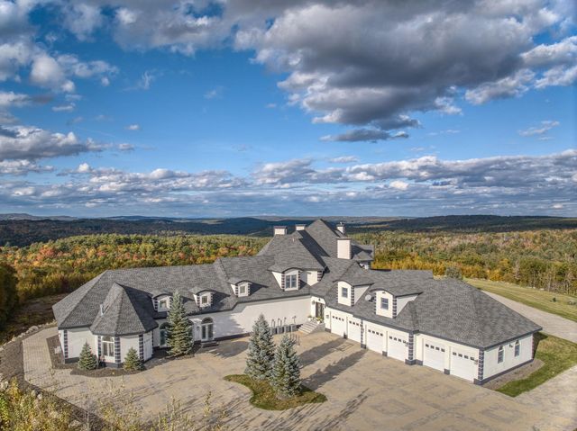94 Foxberry Drive, New Boston, NH 03070
