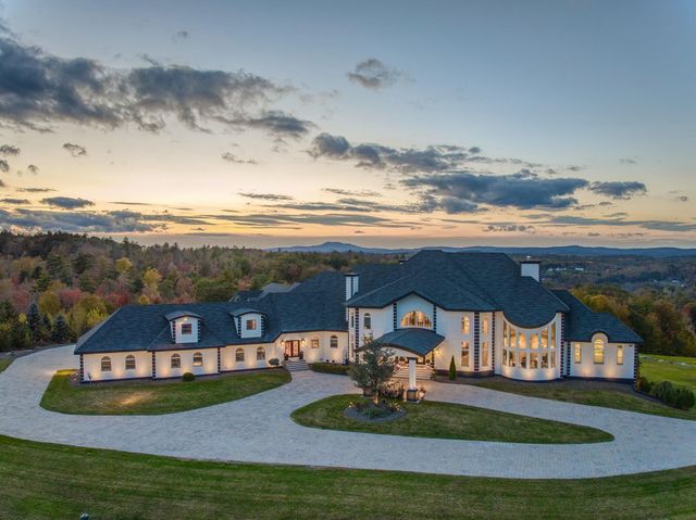 94 Foxberry Drive, New Boston, NH 03070