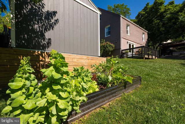 8509 RICHMOND AVE, Alexandria, VA 22309