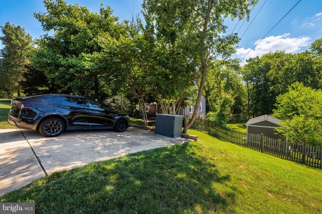 8509 RICHMOND AVE, Alexandria, VA 22309