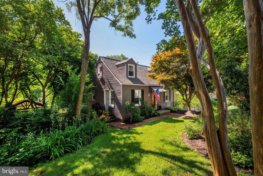 8509 RICHMOND AVE, Alexandria, VA 22309