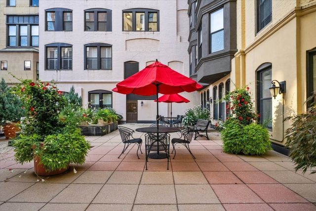 4 Charlesgate E 708, Boston, MA 02215