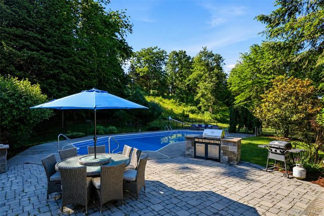985 Craigville Road, Chester, NY 10918