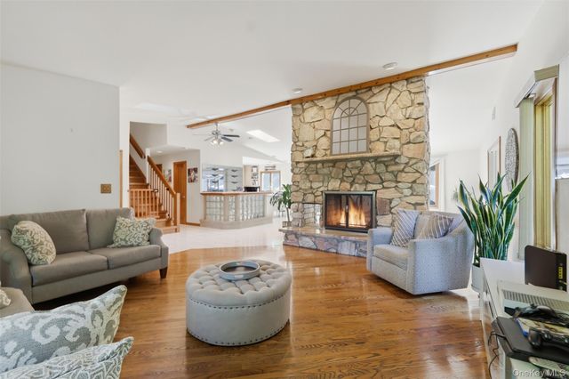 985 Craigville Road, Chester, NY 10918
