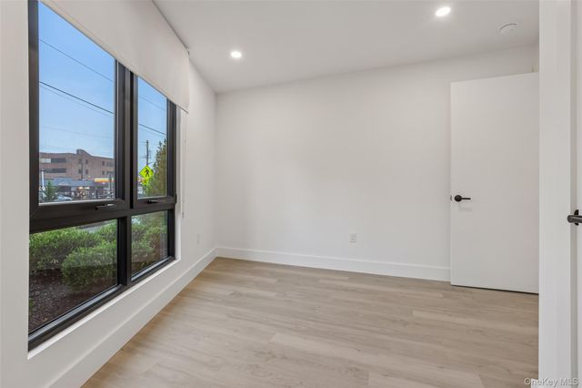 325 Manville Road 102, Pleasantville, NY 10570