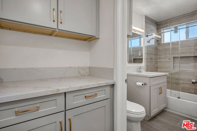 2027 Euclid Street C, Santa Monica, CA 90405
