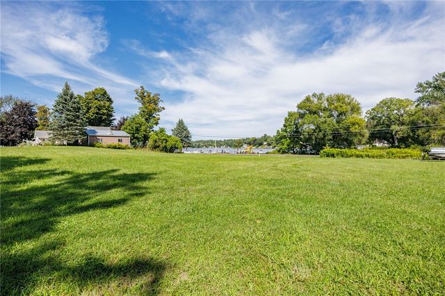 Port Bay Road, Huron, NY 14590