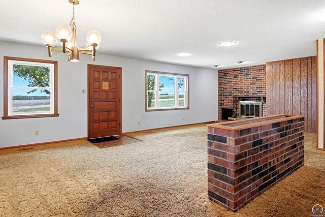 6219 SE 2nd ST, Tecumseh, KS 66542