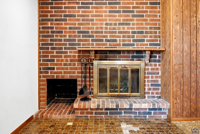 6219 SE 2nd ST, Tecumseh, KS 66542