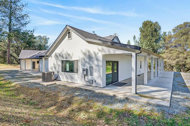 3000 Springhill Rd, Somerset, CA 95684