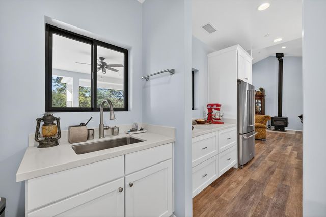 3000 Springhill Rd, Somerset, CA 95684