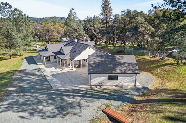 3000 Springhill Rd, Somerset, CA 95684