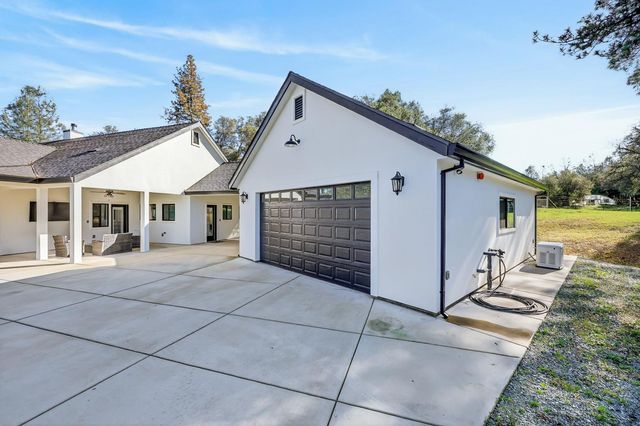 3000 Springhill Rd, Somerset, CA 95684