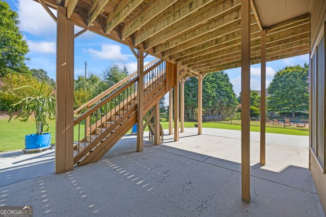 2537 Monta Vista Way, Hoschton, GA 30548