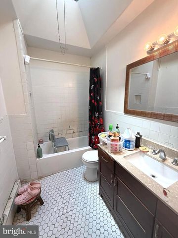 5819 LARCHWOOD AVE, Philadelphia, PA 19143