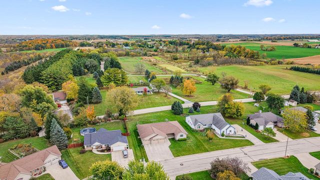 226 Killdeer AVENUE, Campbellsport, WI 53010