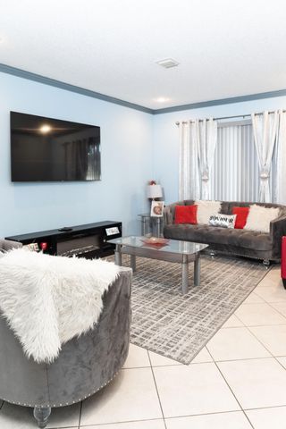 5315 Eagle Cay Way, Coconut Creek, FL 33073