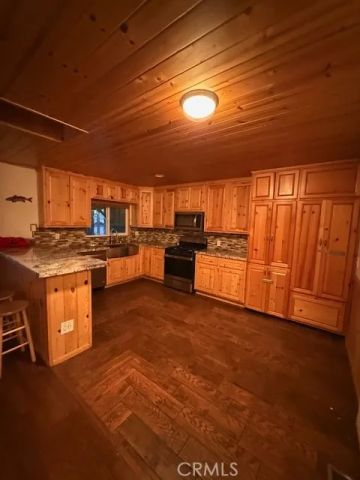 1112 E Country Club, Big Bear City, CA 92314