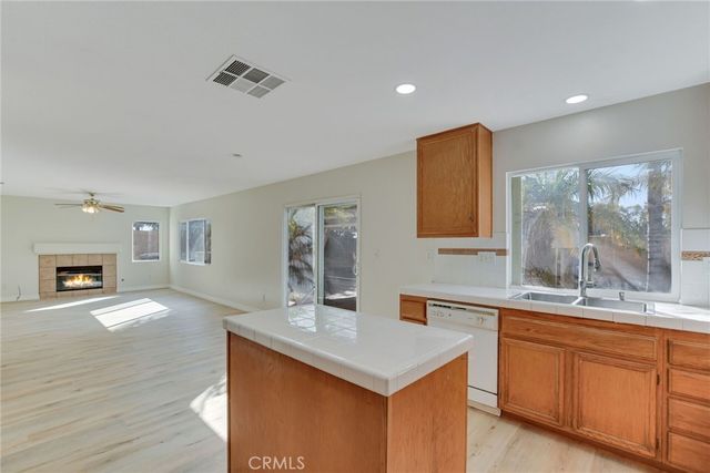 5244 Holstein, Jurupa Valley, CA 92509