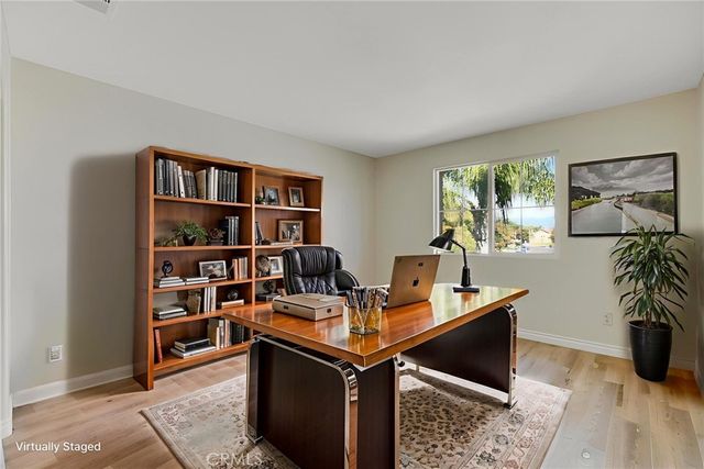 5244 Holstein, Jurupa Valley, CA 92509