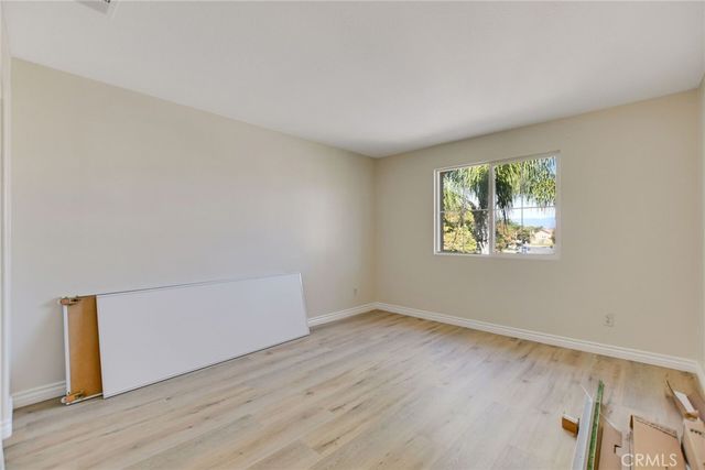 5244 Holstein, Jurupa Valley, CA 92509