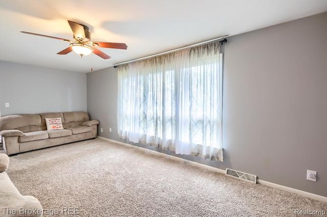 8171 N Linden Road, Mount Morris, MI 48458