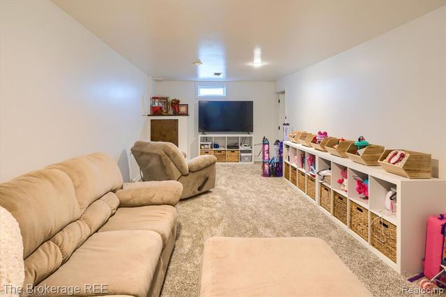 8171 N Linden Road, Mount Morris, MI 48458