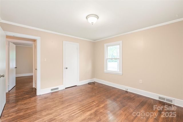 104 Willetta Drive, Charlotte, NC 28217