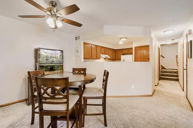 1915 E 122nd Street, Burnsville, MN 55337