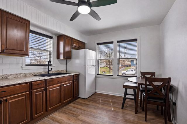1216 W 37th Place, Hobart, IN 46342