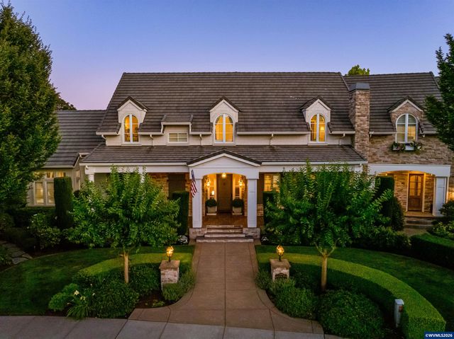 2628 Edgewater Dr, Eugene, OR 97401