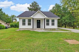 303 Clark Ave, Jamestown, TN 38556