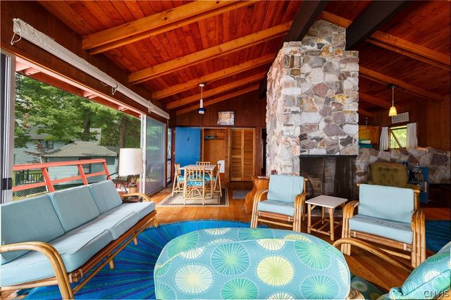 15477 Round 485, Clayton, NY 13624