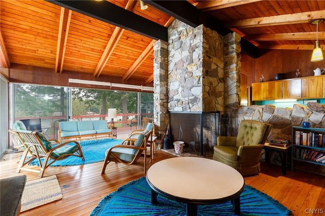 15477 Round 485, Clayton, NY 13624